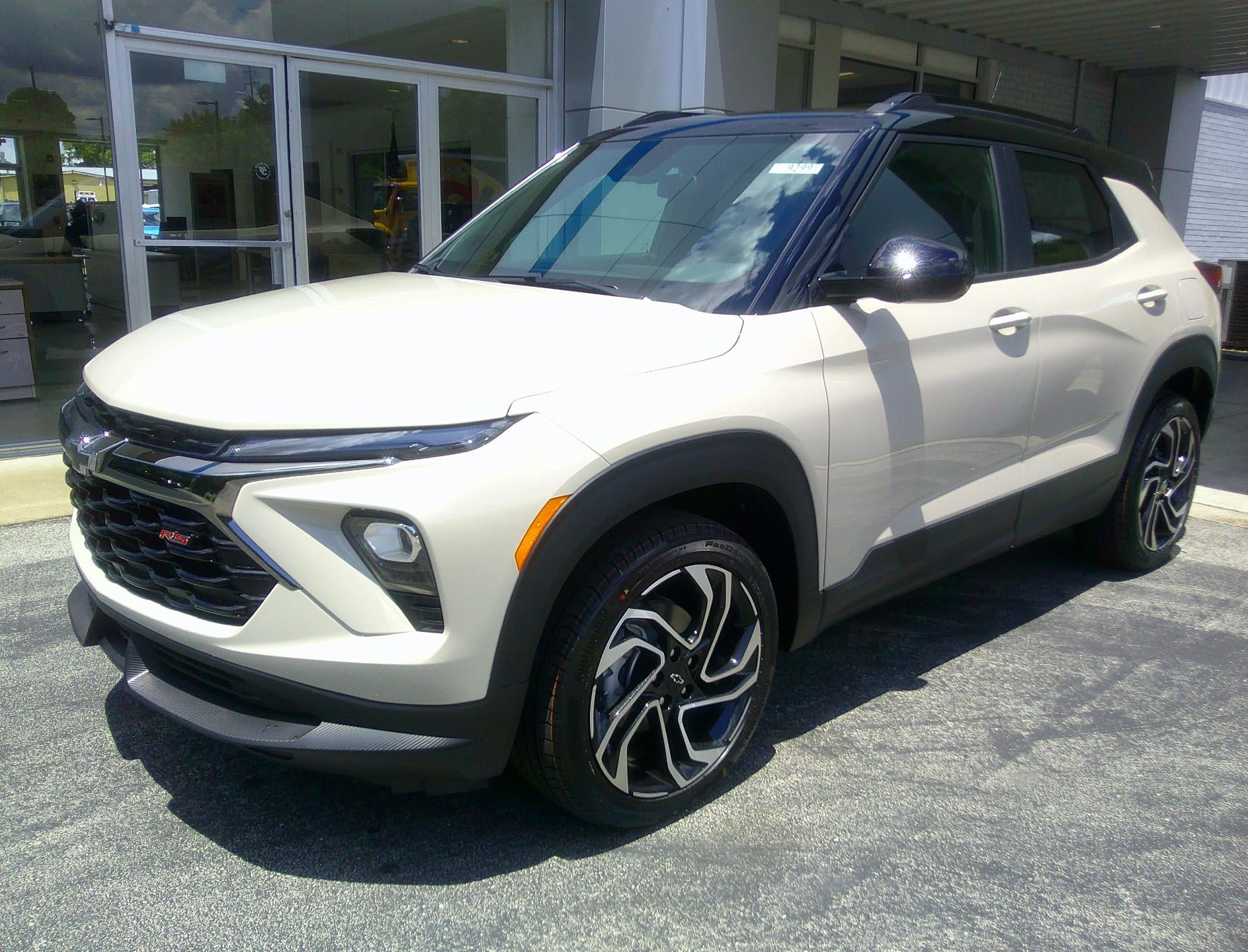 2026 Chevrolet Trailblazer RS in White Sands — front three-quarter view